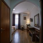Large Twin Room