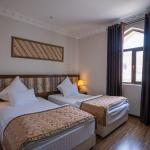 Large Twin Room