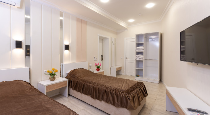 Standard Twin room