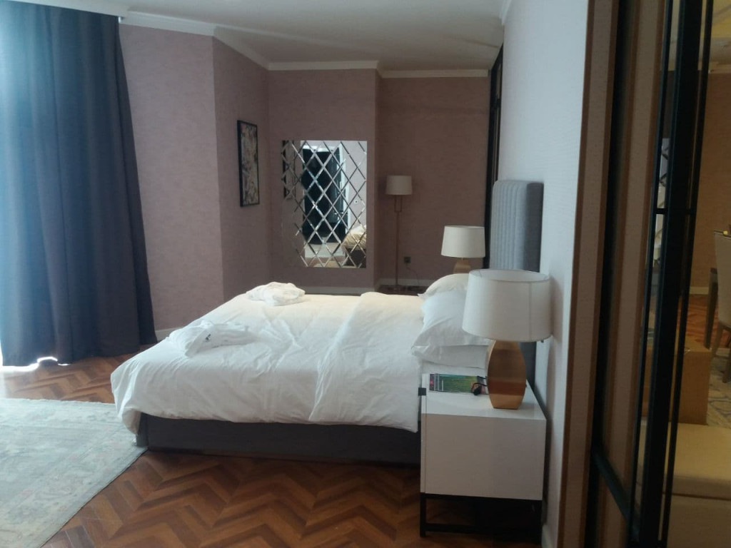 Reikartz Termez Palace