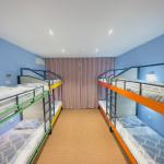 7-bed shared room for men.