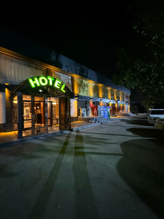 Karvonsaroy Hotel