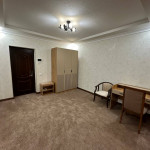 Suite with "king-size" bed