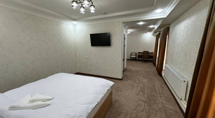 Suite with "king-size" bed