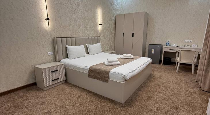 Suite with "king-size" bed