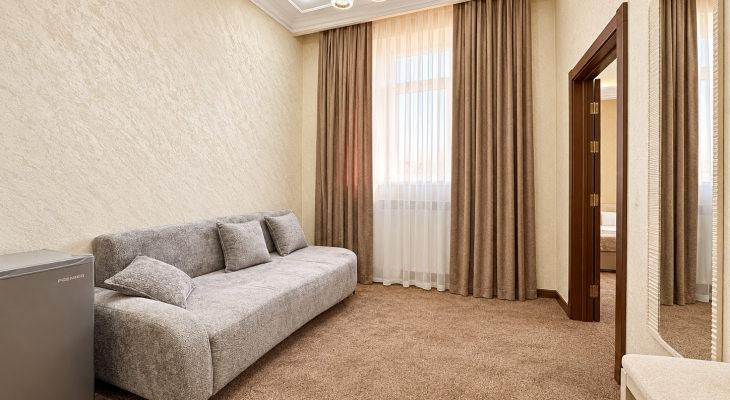 Suite with "king-size" bed
