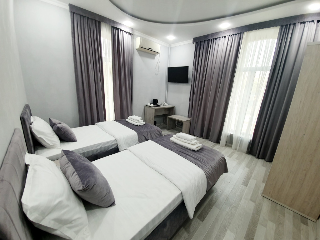 SHOSH Boutique hotel