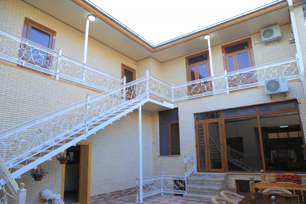 Premier family Guest house