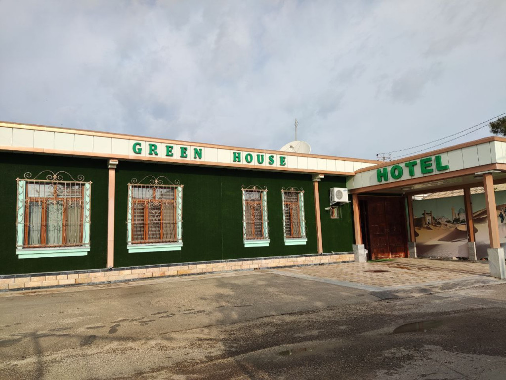 Green House Hotel