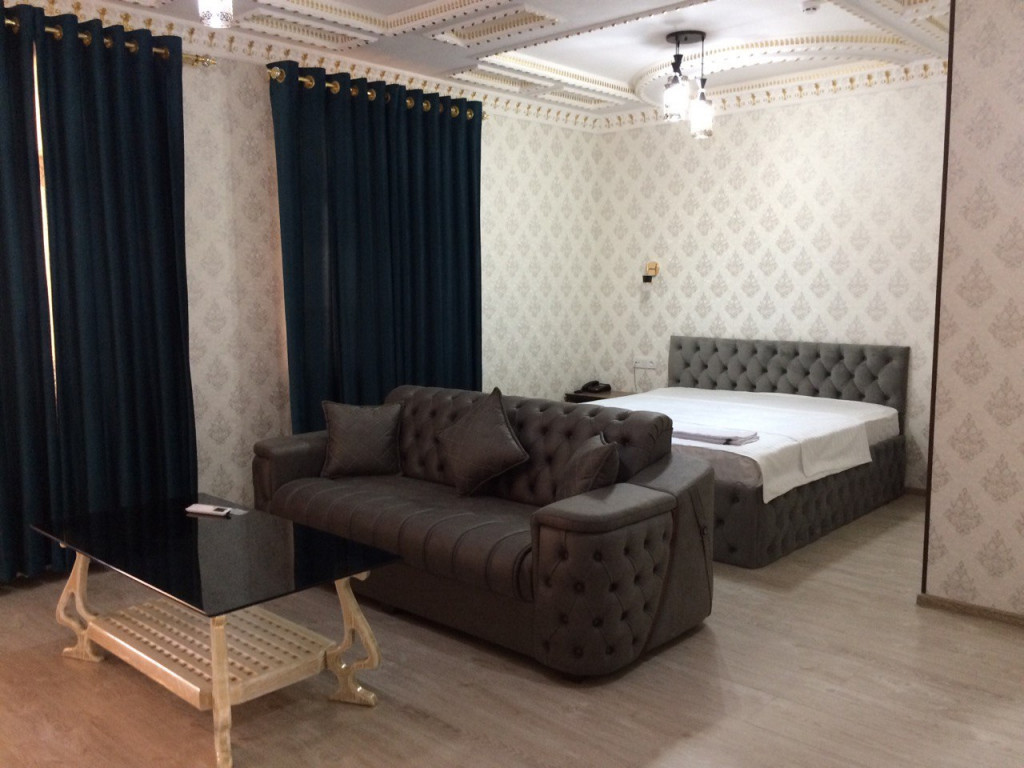 Хостел Usmon Khuja