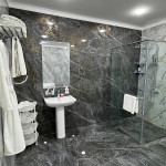 Luxury Suite