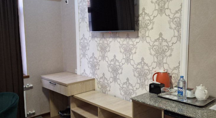 Suite room with twin beds