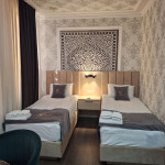 Suite room with twin beds