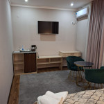 Family Room (2 Adults + 1 Child)