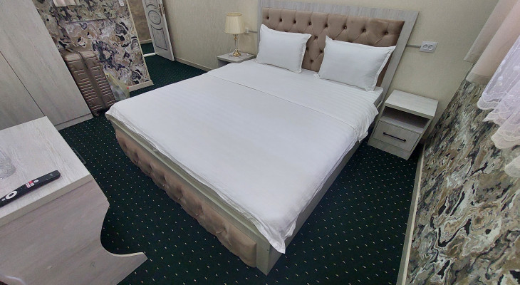Номер с кроватью размера «king-size»