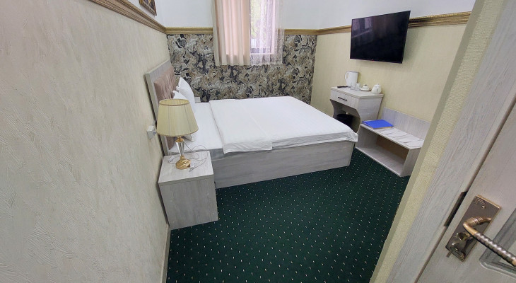 Номер с кроватью размера «king-size»
