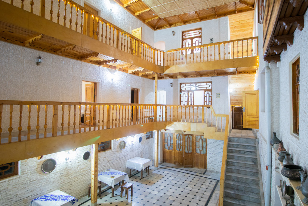 Гостиница Zaringiz
