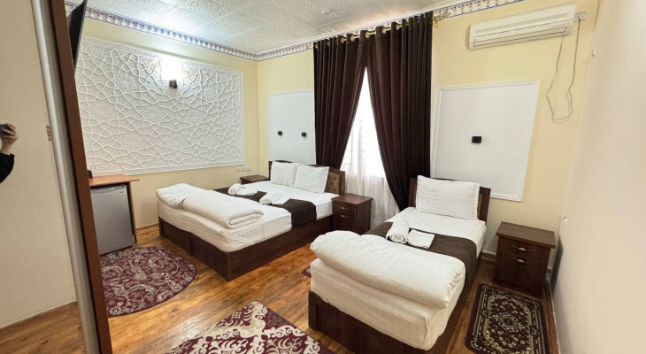 Deluxe Family Room