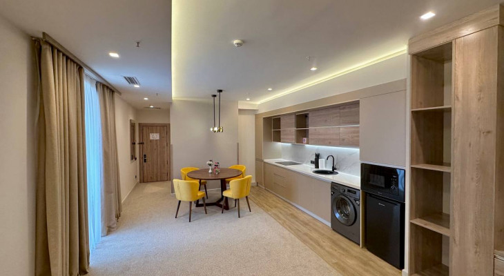 Deluxe Apartment