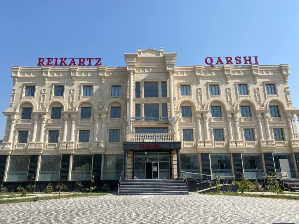 Hotel Reikartz Qarshi