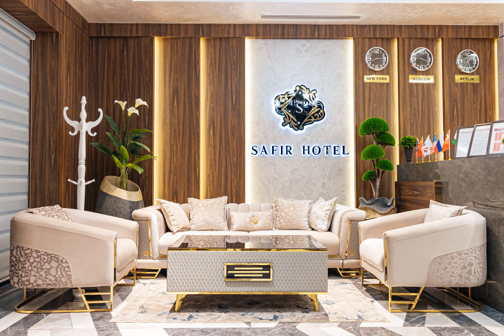 Гостиница Safir