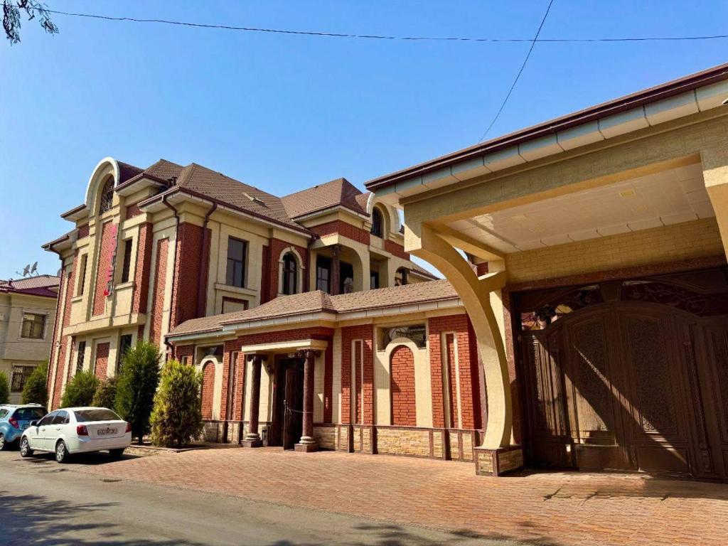 Cosmos Hotel