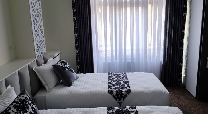Twin room with two double beds
