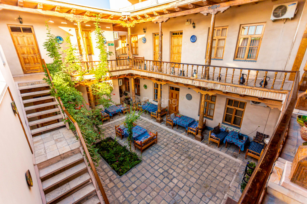 Гостиница Salom Inn