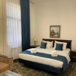Suite with "king-size" bed