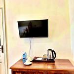 Family Room (2 Adults + 1 Child)