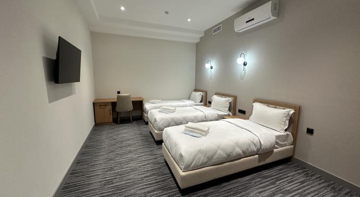 Standard Quintuple room