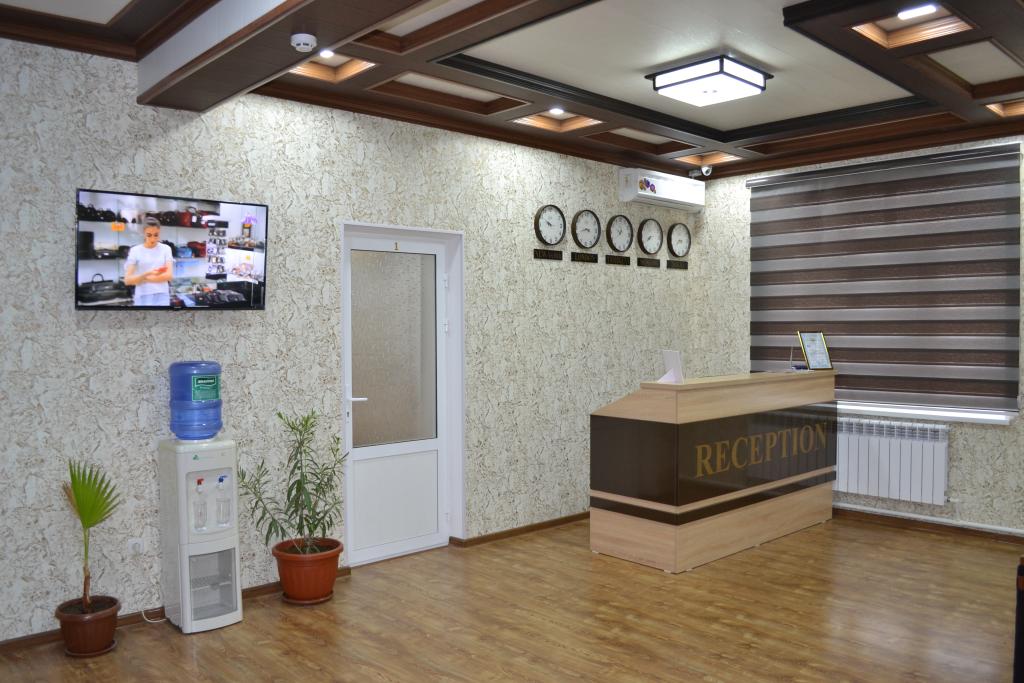 Farovon Hostel