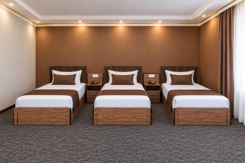 Art Angren Hotel