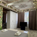 Suite with "king-size" bed