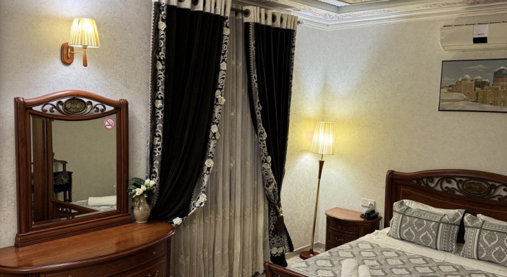 Suite with "king-size" bed