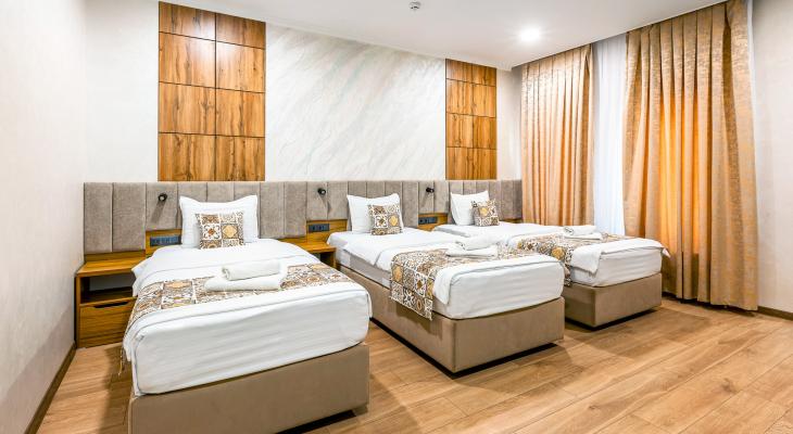 Triple room