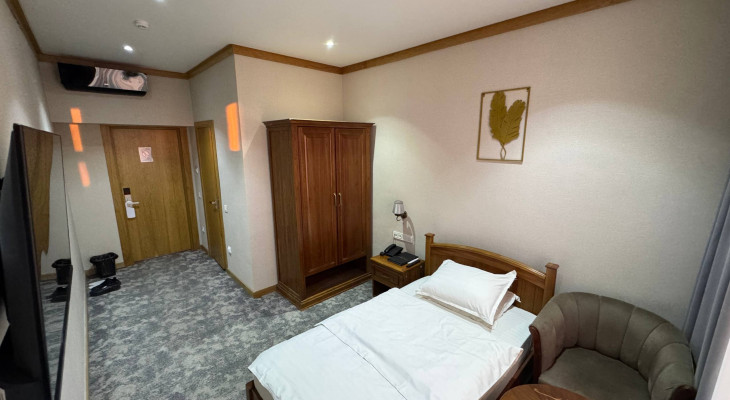Deluxe Single Room