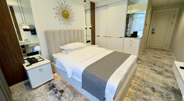 Deluxe Single Room