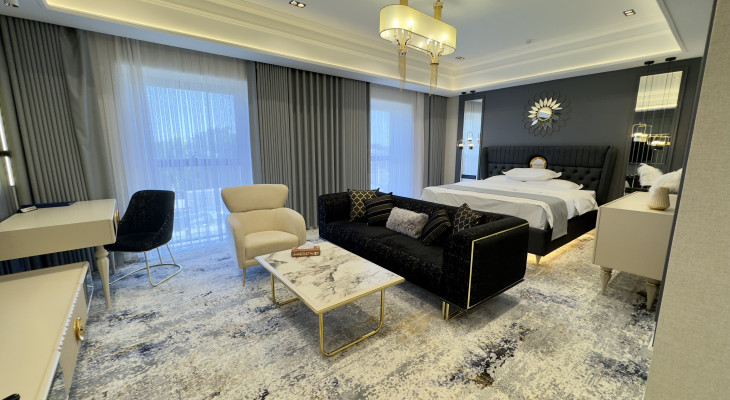 "Sultan" Suite