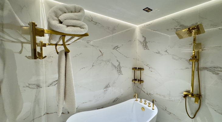 "Sultan" Suite