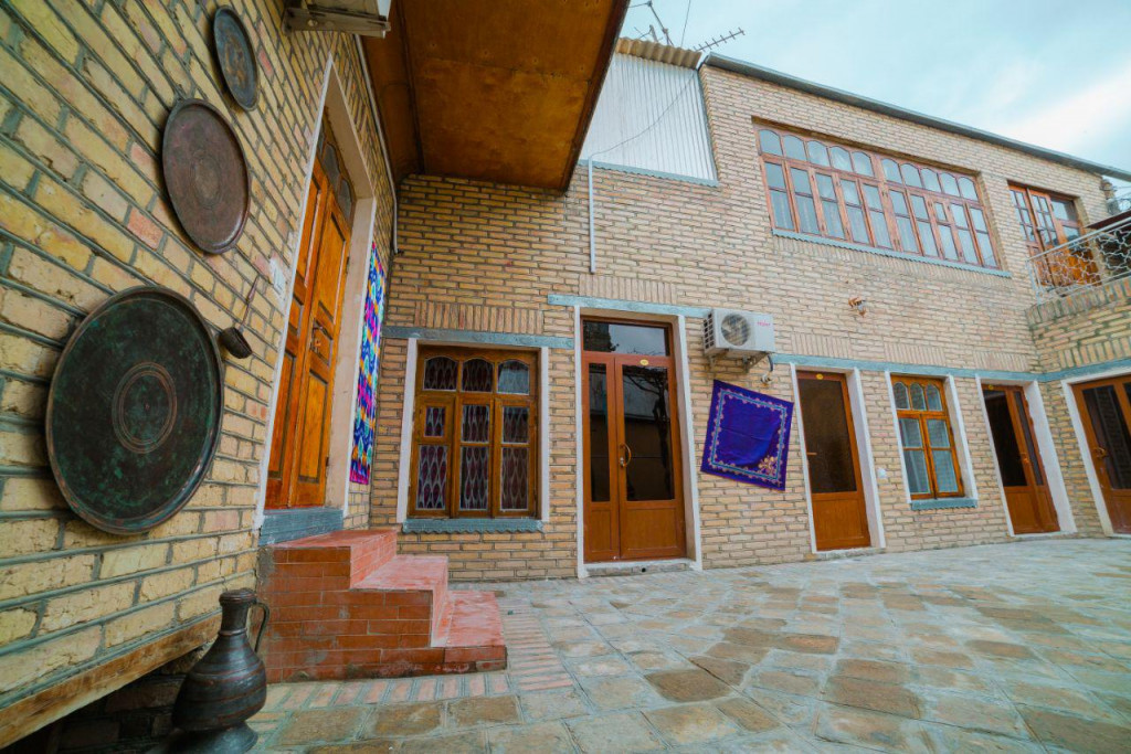 Ravshan Guesthouse