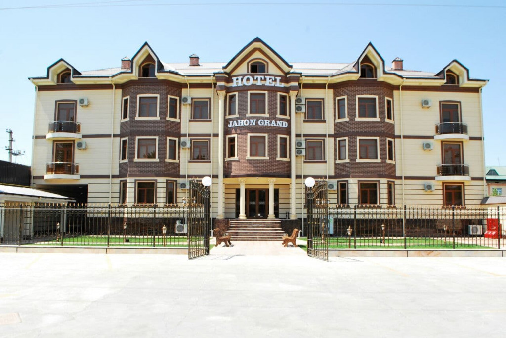 Jahon Grand Hotel