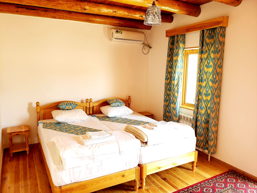 B&B Sarrafon Mehmon uyi