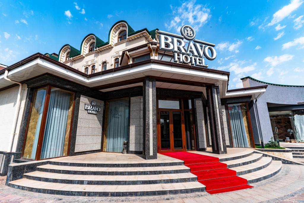 Bravo Hotel
