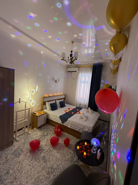 SAROY PLACE Hosteli