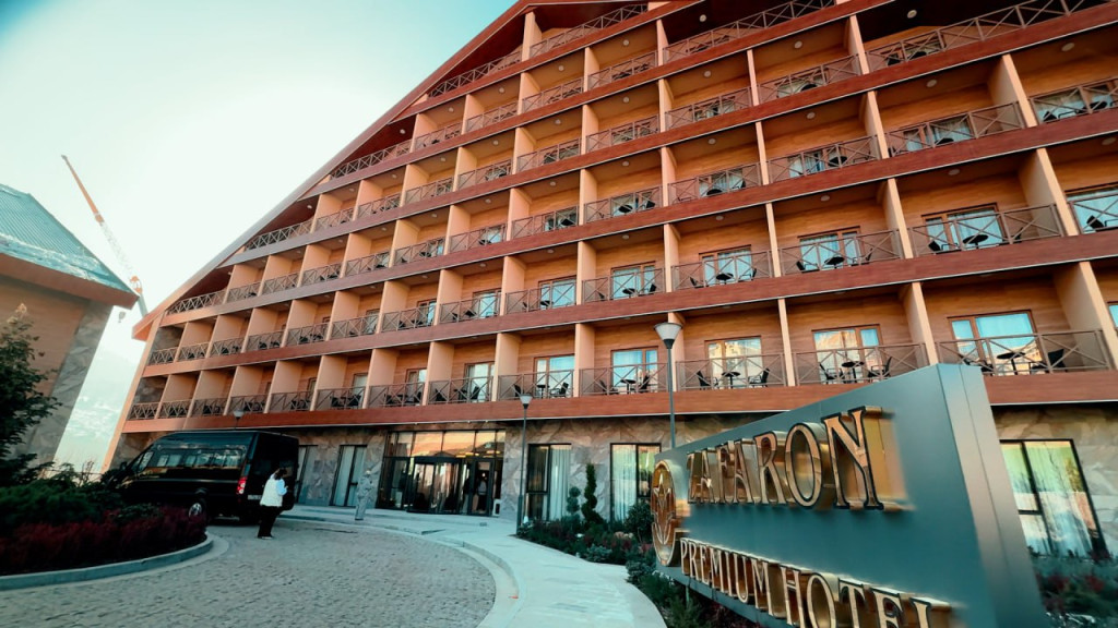Zafaron Premium Hotel