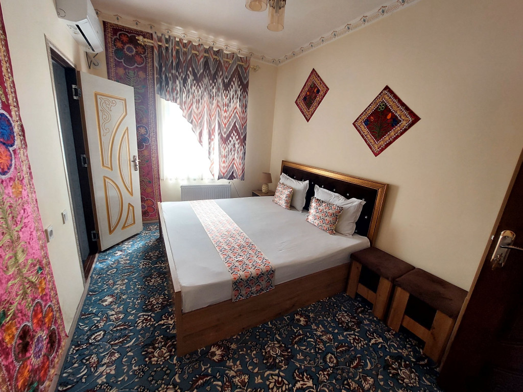 Baxshillo Guest House