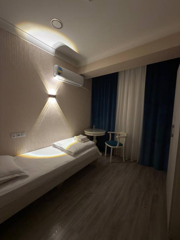 Taht Hotel